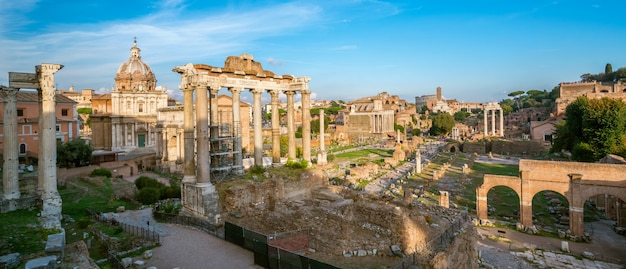 Foro Romano en Roma, Italia