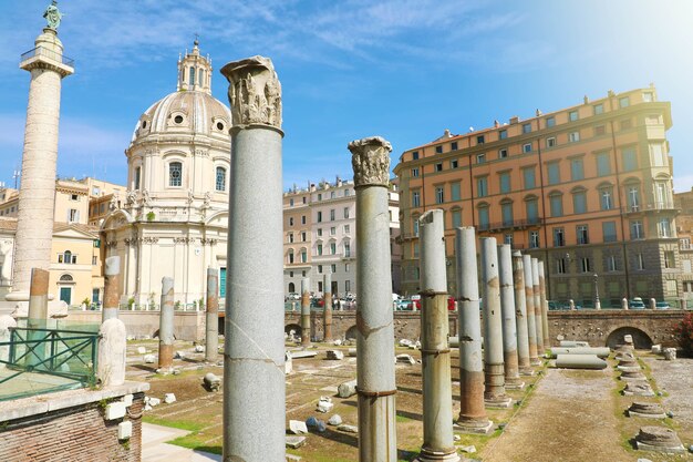 Foro de Trajano en Roma, Italia