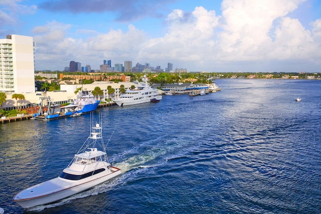 Fort Lauderdale Stranahan Fluss in Florida