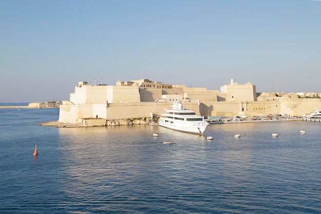 Fort St. Angelo und der Grand Harbour in Vittoriosa Malta