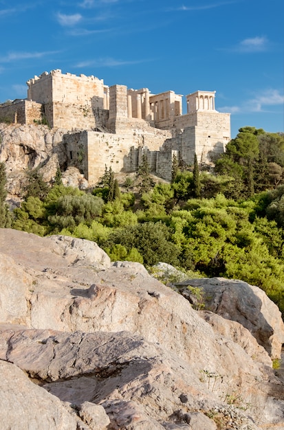 Foto fortaleza de la acrópolis del areópago en atenas