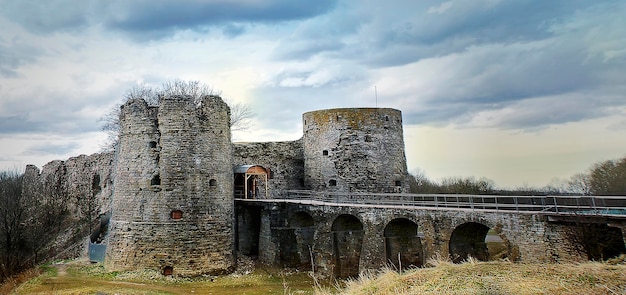 Fortaleza antiga de Koporye em São Petersburgo Rússia