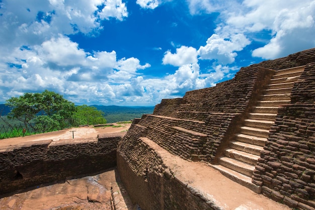 Fortaleza de la roca del león de Sigiriya en Sri Lanka