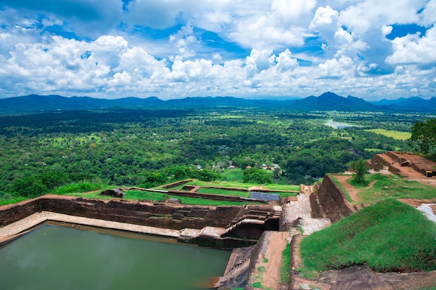 Fortaleza de la roca del león de Sigiriya en Sri Lanka