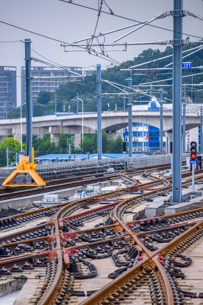 Foshan, China 18. August 2021.Nanhai Straßenbahnlinie 1, das neue Straßenbahnsystem im Bezirk Nanhai, Stadt Foshan. Dies ist ein neues Verkehrssystem, das am 18. August 2021 in Betrieb genommen wird