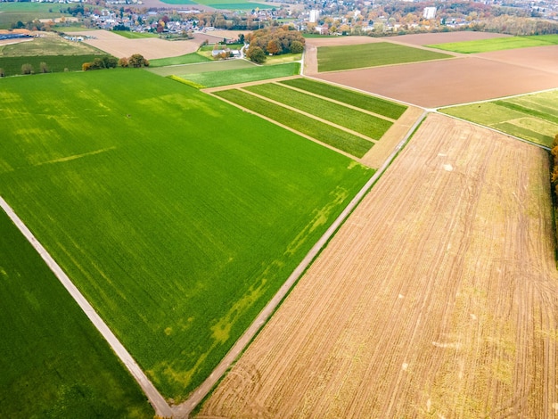 Foto aérea de campos agrícolas de fazendas