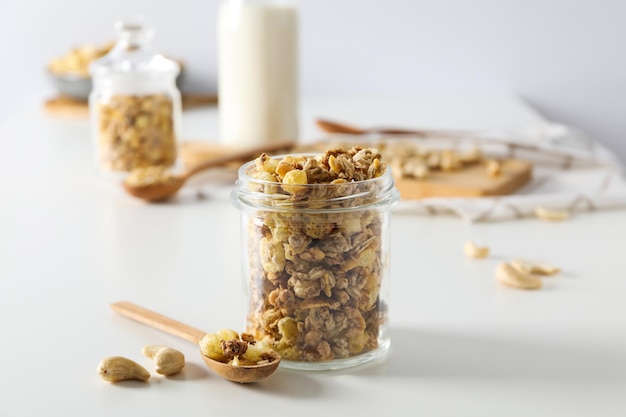 Foto de alimentos crudos para el desayuno muesli