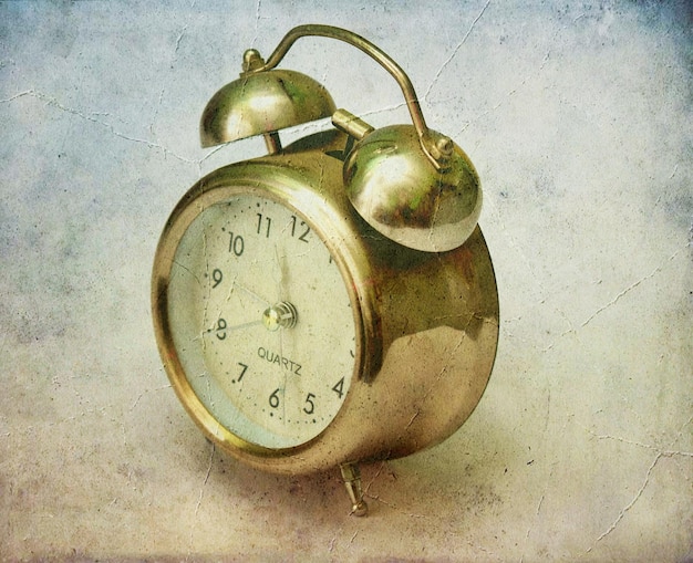Foto antigua del concepto de hora del despertador.