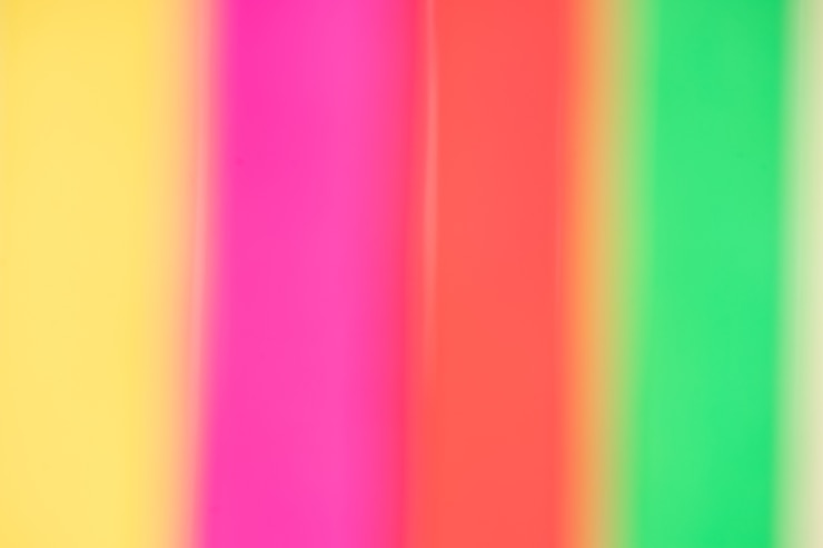 Foto foto borrosa de la superficie de madera suave colorida de la textura para el uso como fondo.