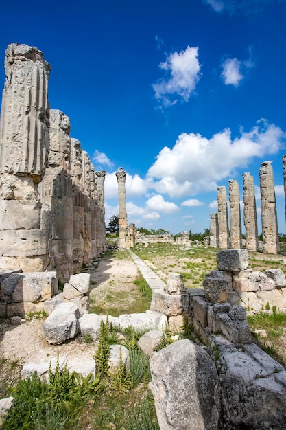 Foto de concepto de viaje. Ciudad antigua histórica de Uzuncaburc Mersin / Turquía