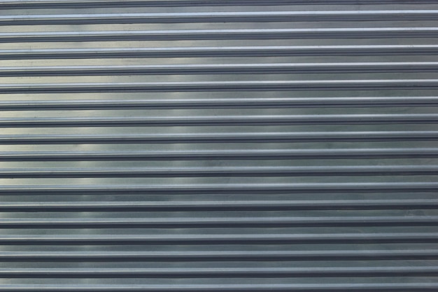 Foto de listras horizontais abstratas de uma cerca de metal