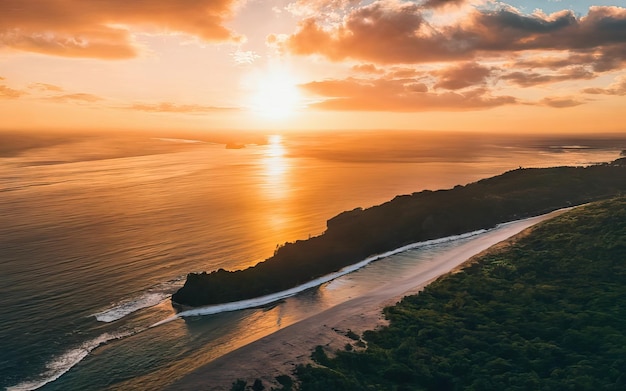 Foto de praia paradisíaca durante o dia com pôr do sol