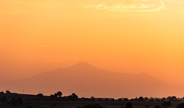 Foto des Malinche-Vulkans bei Sonnenaufgang