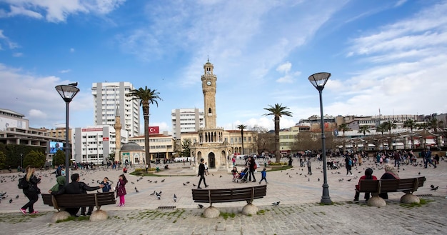 Foto des Reisekonzepts. Türkei Izmir Konak Square historischen alten Glockenturm