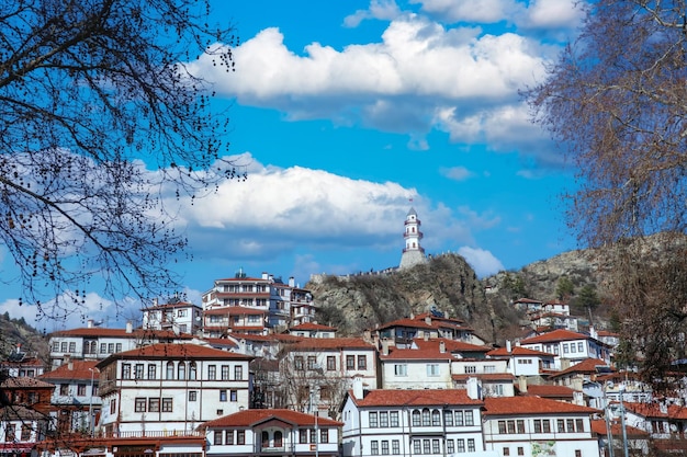 Foto do conceito de viagem de Goynuk Bolu TurquiaVictory Tower Zafer Kulesi