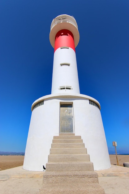 Foto faro de fangar en el delta del ebro