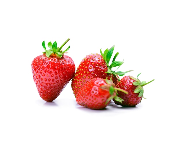 Foto foto de fresa en el fondo blanco