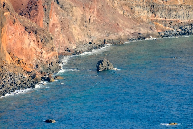 Foto Imagen de la hermosa vista de la costa del océano