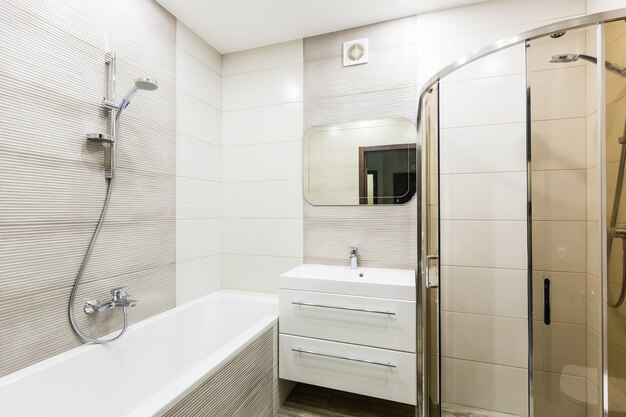 foto interior de un baño