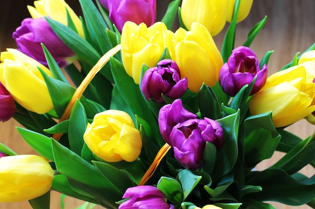 Foto foto macro de close up brilhante de buquê de tulipa maravilhoso