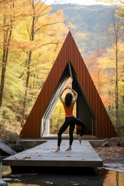 Foto foto de una persona haciendo yoga