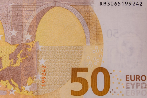 Foto de primer plano del billete de cincuenta euros