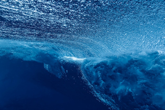 Foto subaquática da onda do oceano, Oceano Índico