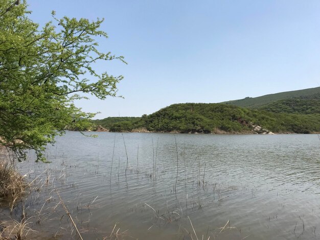 Foto foto vista panorâmica do lago contra o céu