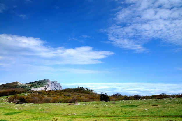 Foto vom Gipfel des Berges, schöner Horizont