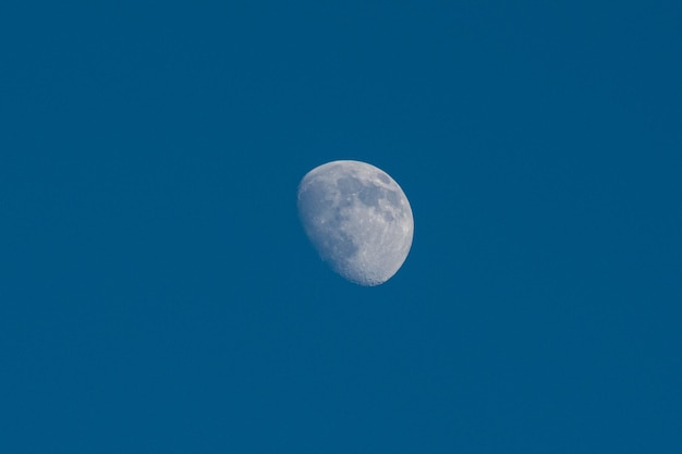 Foto vom Mond am Himmel