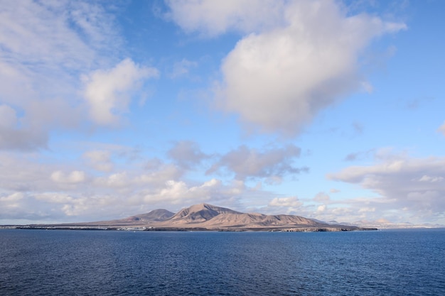 Fotobild der schönen Aussicht auf die Ozeanküste