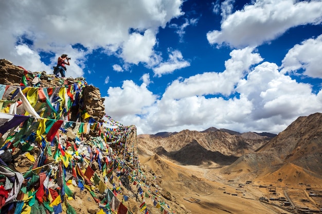 Fotograf, der Fotos im Himalaya macht