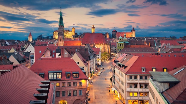 Foto fotografía en 4k capturar el colorido paisaje de la ciudad de nuremberg al crepúsculo