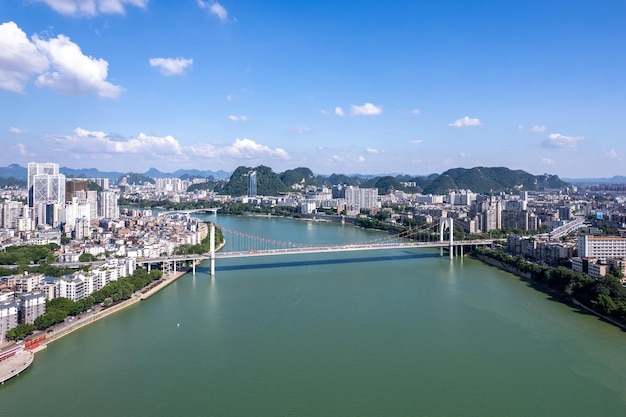 Fotografia aérea aproximada do cenário da cidade de liuzhou na china