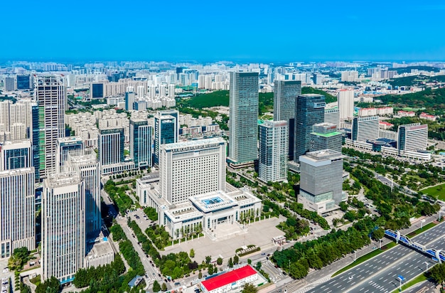 Fotografia aérea da paisagem arquitetônica urbana moderna de jinan, china