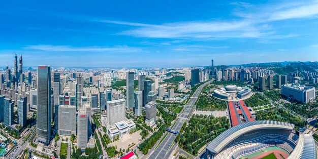 Fotografia aérea da paisagem arquitetônica urbana moderna de jinan, china