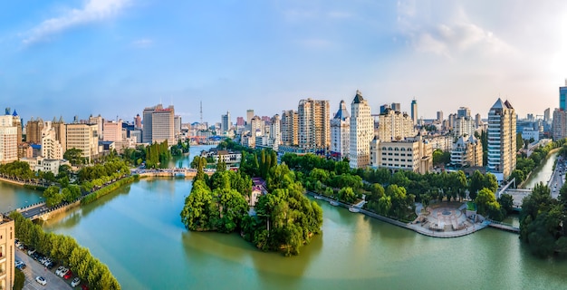 Fotografia aérea da paisagem da cidade de Nantong, Jiangsu