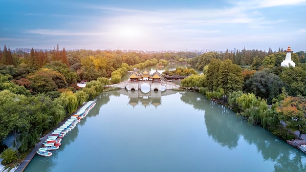 Fotografia aérea da paisagem do jardim chinês em Yangzhou