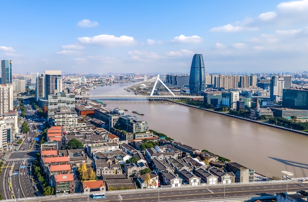 Fotografia aérea do horizonte da paisagem da arquitetura da cidade de ningbo