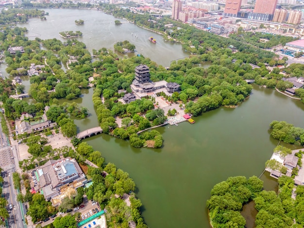 Fotografia aérea do Parque Jinan Daming Lake