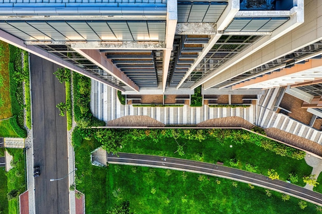 Foto fotografía aérea de un edificio de gran altura