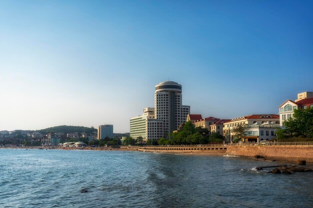 Fotografía aérea de la hermosa ciudad costera de Qingdao