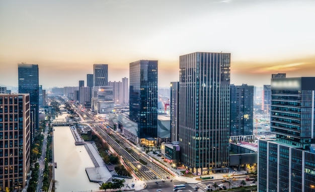 Fotografía aérea del horizonte del paisaje de la arquitectura de la ciudad de Ningbo