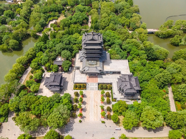 Fotografía aérea de Jinan Daming Lake Park