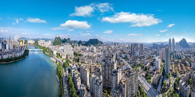 Fotografía aérea del paisaje de la ciudad de Liuzhou en Guangxi