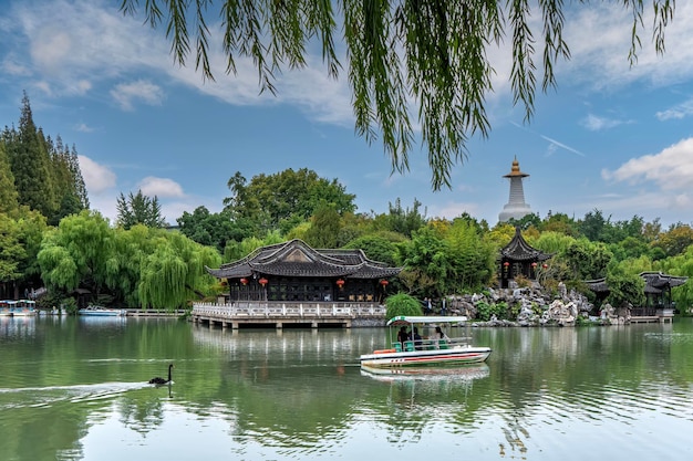 Fotografía aérea del paisaje del jardín chino en Yangzhou