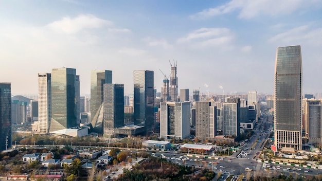 Fotografía aérea del paisaje urbano moderno de Jinan, China