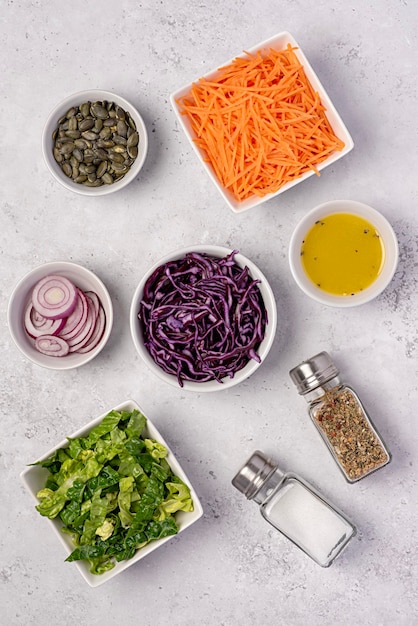 Foto fotografía de alimentos de los ingredientes para la ensalada de verduras