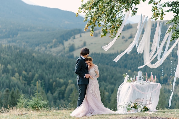 Fotografía de bodas en los Cárpatos.