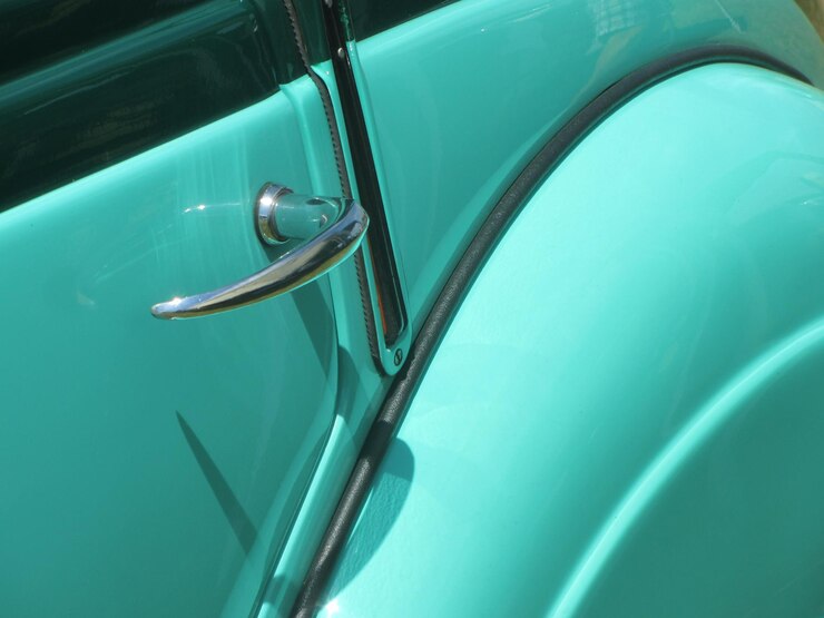 Foto fotografía completa de un coche de época